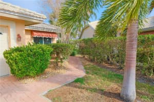 4726 DUNDEE DRIVE, BRADENTON, FL 34210 Sold 03/28/25