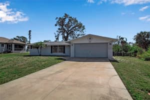 927 LEMON BAY DRIVE, VENICE, FL 34293 - MLS#MFRA4640518