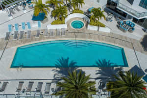 111 PINEAPPLE AVENUE, SARASOTA, FL 34236 Sold 04/01/25