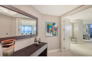 1241 GULF OF MEXICO DRIVE, LONGBOAT KEY, FL 34228 Sold 05/14/25