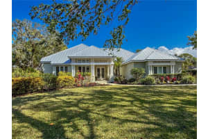 8102 DESOTO MEMORIAL HIGHWAY, BRADENTON, FL 34209 Sold 04/21/25