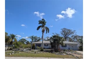 2052 IVY PLACE, SARASOTA, FL 34235 Sold 05/05/25
