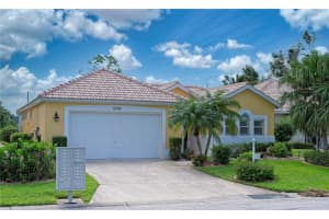 8503 Gateway Ct, ENGLEWOOD