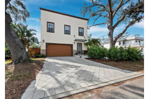2224 TAMI SOLA STREET, SARASOTA, FL 34237 Sold 04/15/25