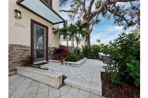 2224 TAMI SOLA STREET, SARASOTA, FL 34237 Sold 04/15/25