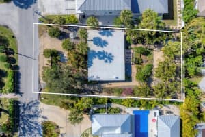 1603 BAY ROAD, SARASOTA, FL 34239 Sold 04/04/25
