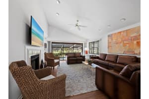 2129 HARBOURSIDE DRIVE, LONGBOAT KEY, FL 34228 Sold 04/30/25