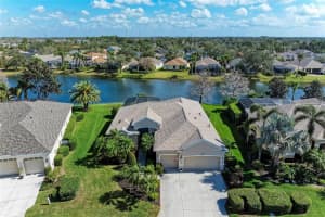 13324 PURPLE FINCH CIRCLE, LAKEWOOD RANCH, FL 34202 Sold 05/29/25