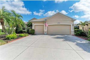 13324 PURPLE FINCH CIRCLE, LAKEWOOD RANCH, FL 34202 Sold 05/29/25