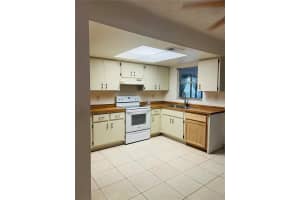 2004 49TH AVENUE, BRADENTON, FL 34203 Sold 03/24/25