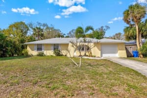 2824 SILK OAK DRIVE, SARASOTA, FL 34232 Sold 04/30/25