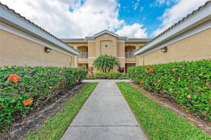 6326 GRAND OAK CIRCLE, BRADENTON, FL 34203 - MLS#MFRA4640780