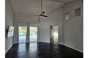 1211 PERIDOT LANE, SUN CITY CENTER, FL 33573 - MLS#MFRA4640812