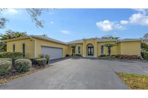 6114 Misty Oaks St, SARASOTA