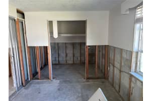 699 EL CENTRO #699, LONGBOAT KEY, FL 34228 Sold 04/07/25