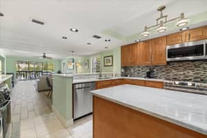 1273 DOCKSIDE PLACE, SARASOTA, FL 34242 Sold 05/16/25