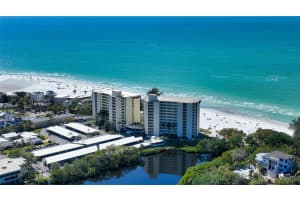 19 WHISPERING SANDS DRIVE, SARASOTA, FL 34242 Sold 05/15/25