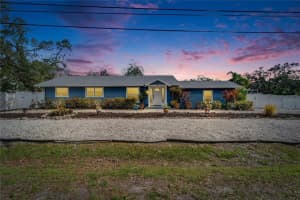 2913 WILLIAMSBURG STREET, SARASOTA, FL 34231 Sold 04/30/25