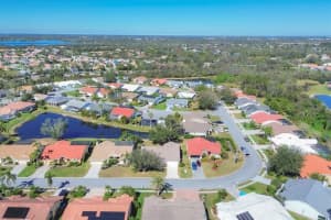 6911 STETSON STREET CIRCLE, SARASOTA, FL 34243 - MLS#MFRA4641077