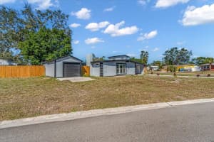 6512 CLEMSON STREET, BRADENTON, FL 34207 Sold 05/09/25