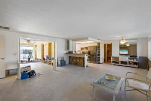 207 82ND STREET, HOLMES BEACH, FL 34217 Sold 05/30/25