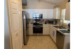 1136 DONCASTER COURT, KISSIMMEE, FL 34758 - MLS#MFRA4641203