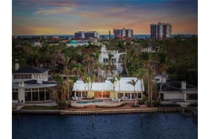 204 WASHINGTON DRIVE, SARASOTA, FL 34236 - MLS#MFRA4641255
