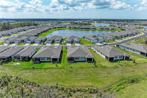 9339 Ballaster Pointe Loop Parrish, FL 34219 - Off Market