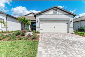 9339 Ballaster Pointe Loop Parrish, FL 34219 - Off Market