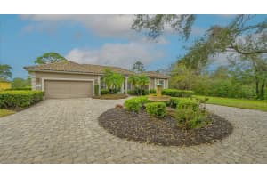 7849 WILTON CRESCENT CIRCLE, UNIVERSITY PARK, FL 34201 Sold 05/07/25