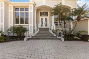 121 N BOULEVARD OF PRESIDENTS, SARASOTA, FL 34236 Sold 09/30/25