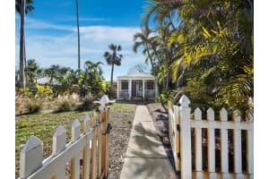 7119 LONGBOAT DRIVE, LONGBOAT KEY, FL 34228 Sold 05/07/25