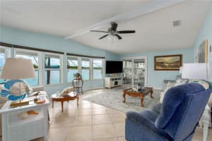 8529 IMPERIAL CIRCLE, PALMETTO, FL 34221 Sold 04/02/25