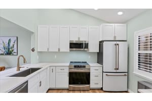 4569 MORNINGSIDE #18, SARASOTA, FL 34235 Sold 05/30/25