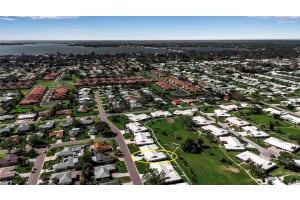 6608 13TH AVENUE DRIVE, BRADENTON, FL 34209 Sold 07/08/25