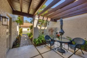 3183 WINDRUSH BOURNE #42, SARASOTA, FL 34235 Sold 04/25/25
