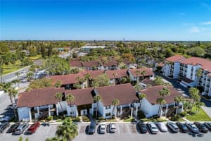 1618 STICKNEY POINT ROAD, SARASOTA, FL 34231 - MLS#MFRA4641567