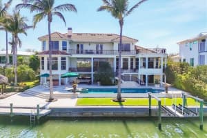 1137 LAKE SHORE DRIVE, SARASOTA, FL 34231 - MLS#MFRA4641614