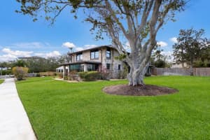 1915 RIVERVIEW BOULEVARD, BRADENTON, FL 34205 Sold 03/27/25