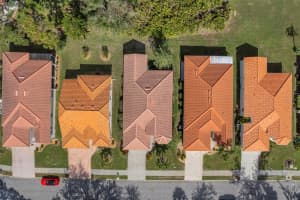 4811 SUMMERTREE ROAD, VENICE, FL 34293 - MLS#MFRA4641617