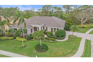 6617 NAUTICAL DRIVE, LAKEWOOD RANCH, FL 34202 Sold 08/07/25
