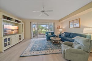 1407 BURGOS DRIVE, SARASOTA, FL 34238 Sold 03/31/25