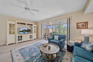 1407 BURGOS DRIVE, SARASOTA, FL 34238 Sold 03/31/25