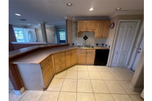 2302 33RD AVENUE DRIVE, BRADENTON, FL 34208 Sold 04/16/25