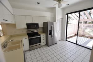 5528 HAMPSTEAD HEATH #2, SARASOTA, FL 34235 Sold 05/29/25