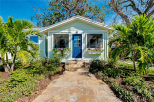 635 OHIO PLACE, SARASOTA, FL 34236 Sold 03/28/25