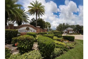 7723 HEYWARD CIRCLE, UNIVERSITY PARK, FL 34201 Sold 05/09/25