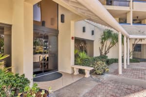 1930 HARBOURSIDE DRIVE, LONGBOAT KEY, FL 34228 - MLS#MFRA4641782