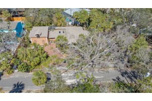 813 PLYMOUTH STREET, SARASOTA, FL 34242 Sold 07/30/25