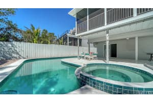 462 ISLAND CIRCLE, SARASOTA, FL 34242 - MLS#MFRA4641791